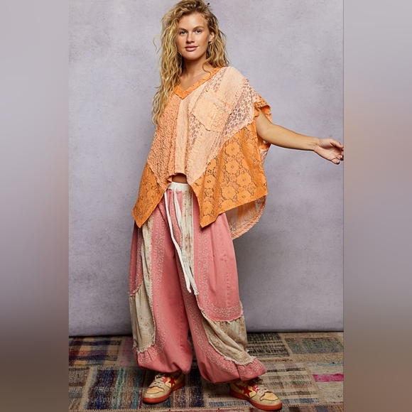 POL Lace Patchwork Asymmetrical Drape Shirt Oversized V-Neck Exposed Seam Top - Picture 2 of 12